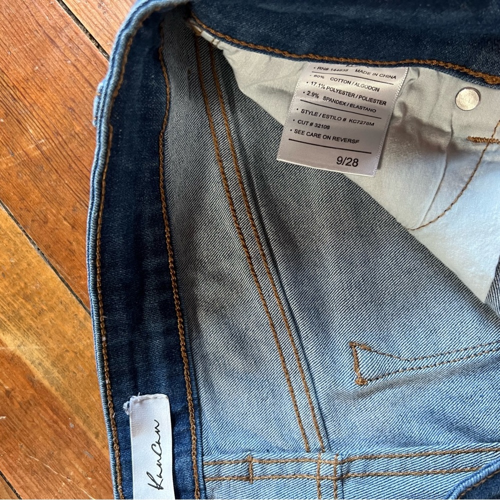 KanCan Mom Jeans Size 9 - Picture 2 of 3